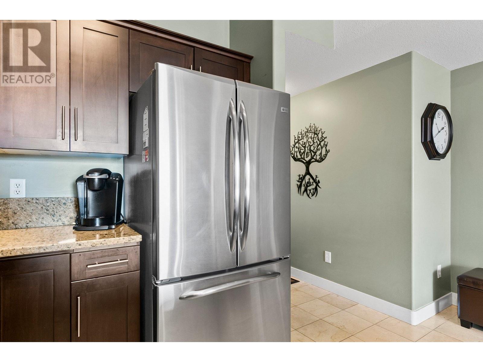 442 1088 Sunset Drive, Kelowna