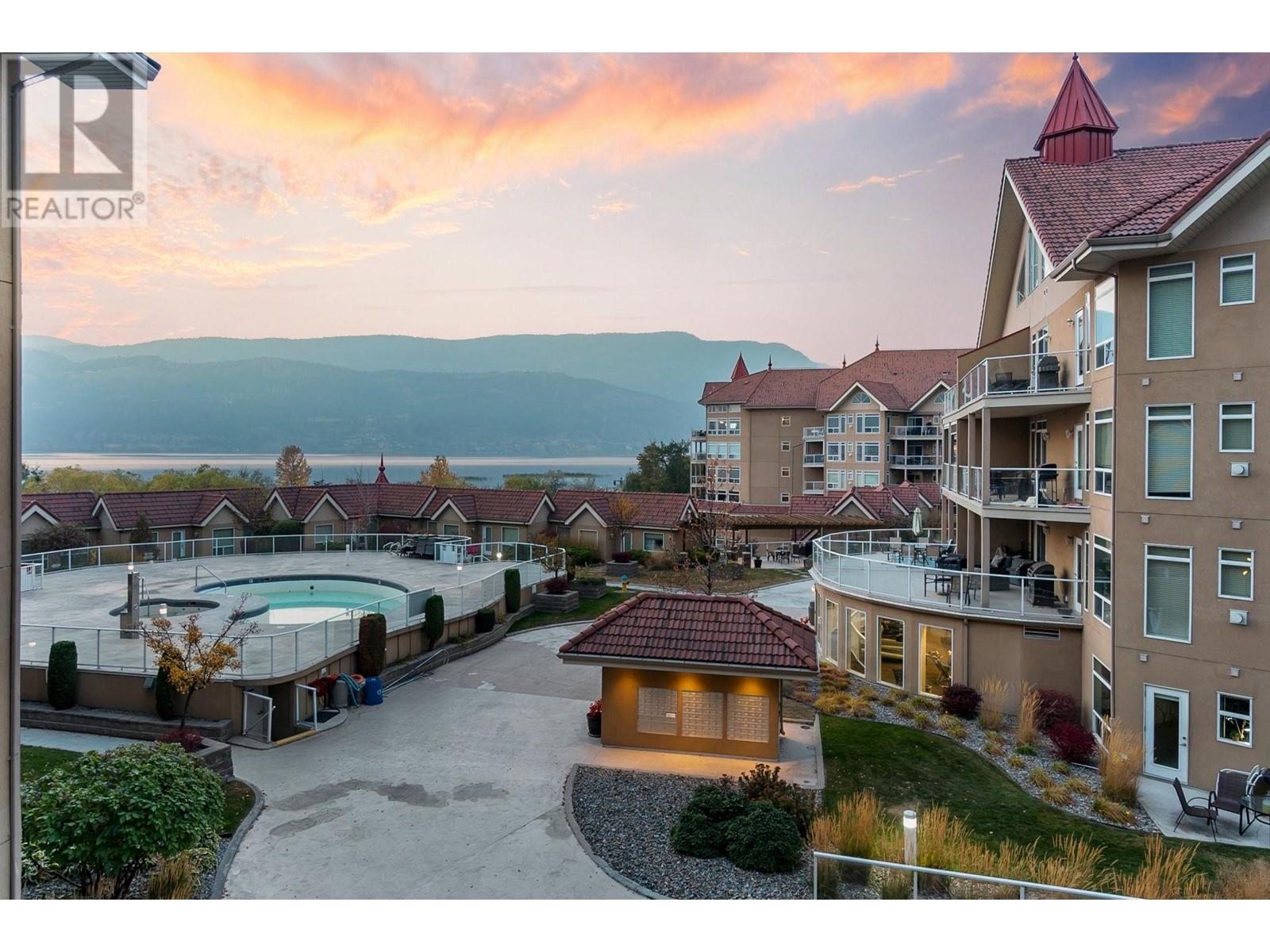 442 1088 Sunset Drive, Kelowna