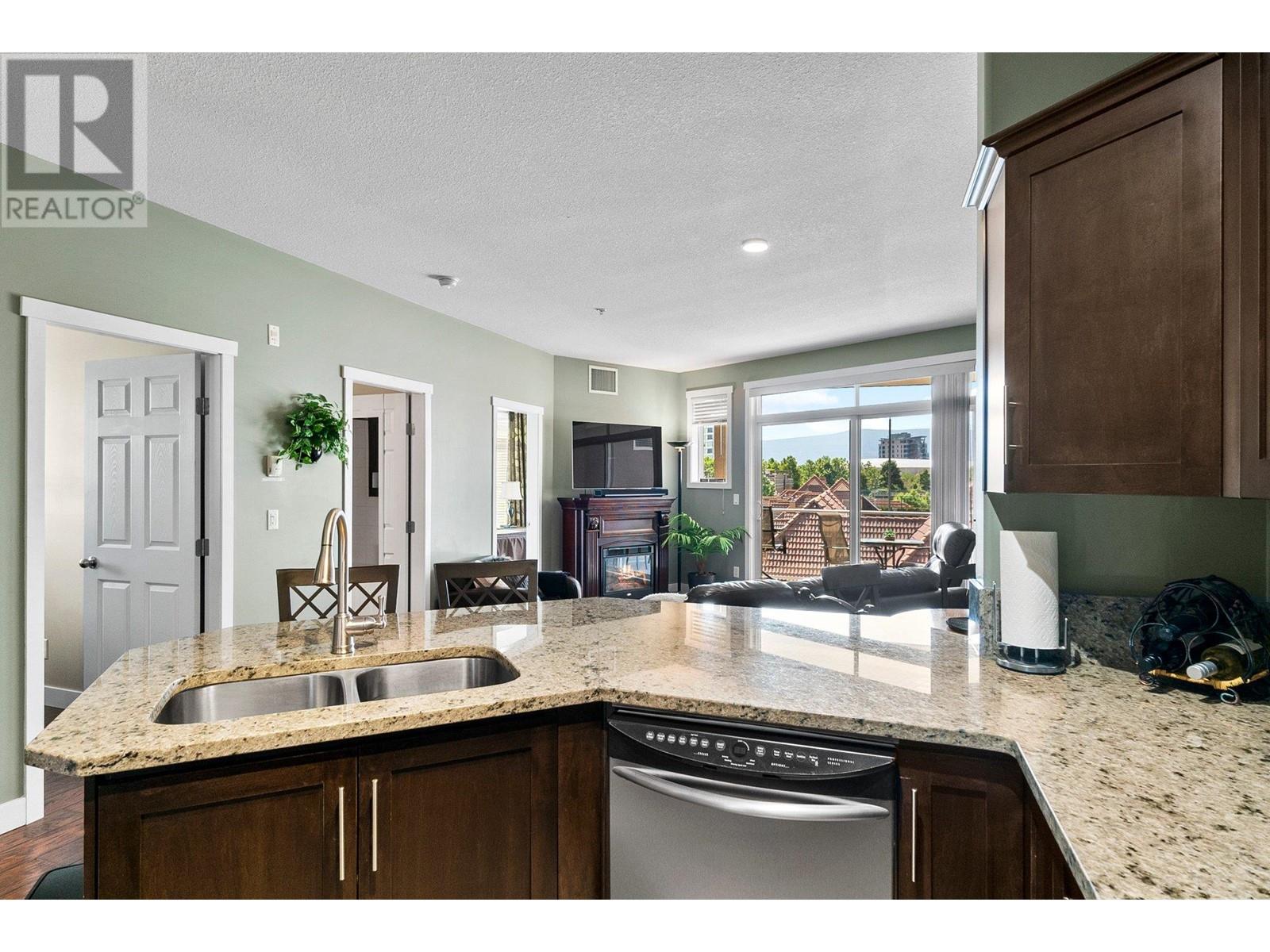 442 1088 Sunset Drive, Kelowna