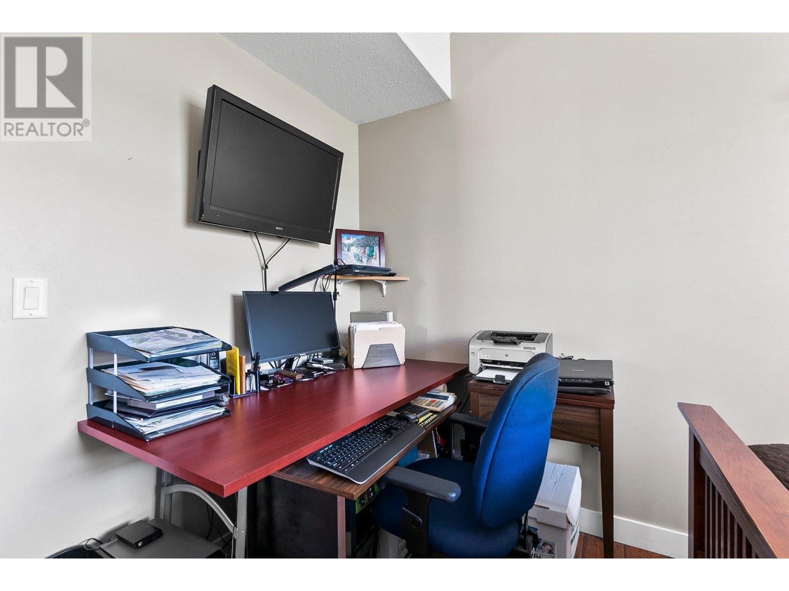 442 1088 Sunset Drive, Kelowna