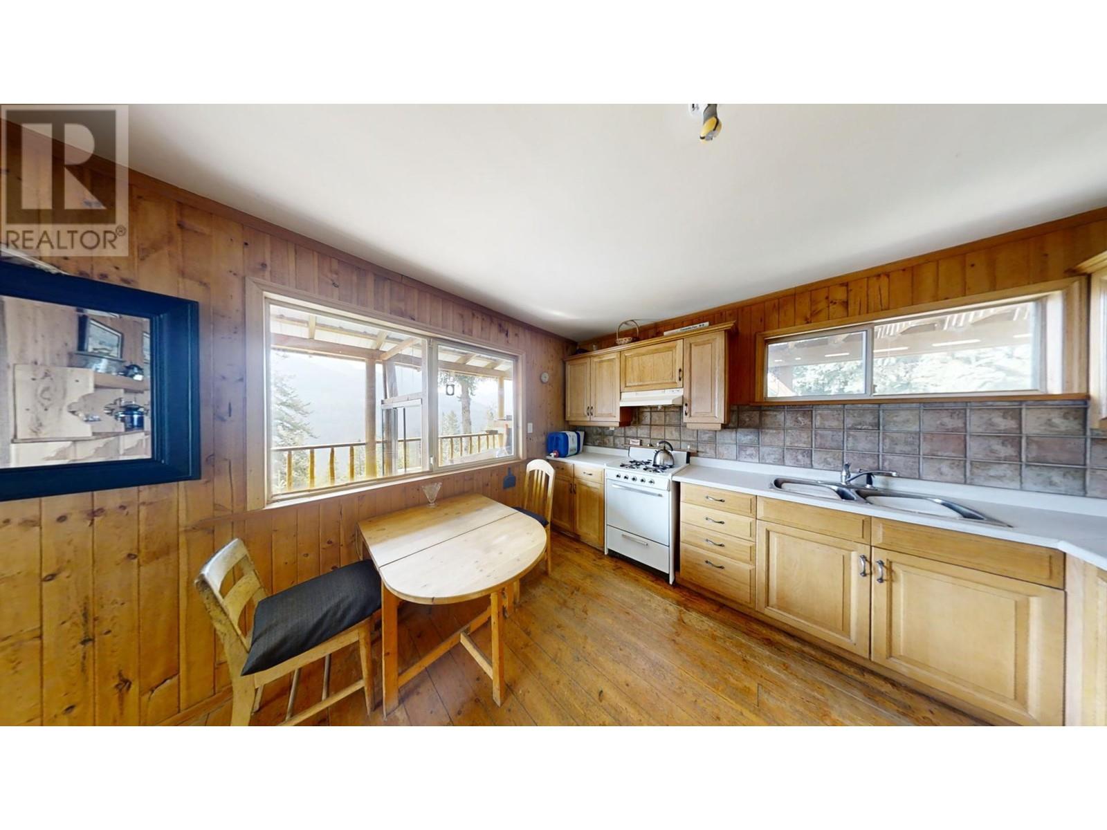 753 EAGLERIDGE DRIVE - 11