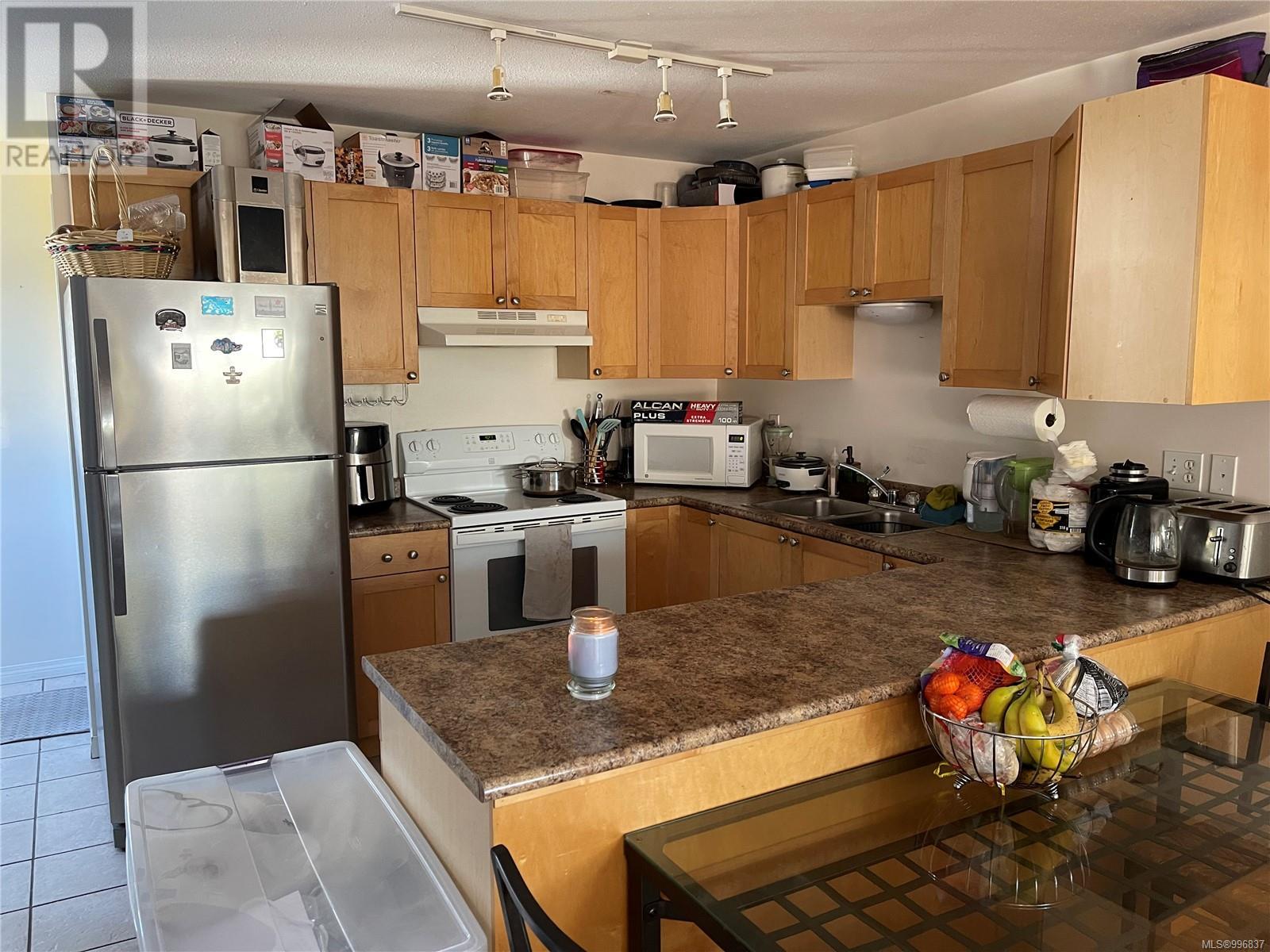 8 1545 Larch Rd, Ucluelet