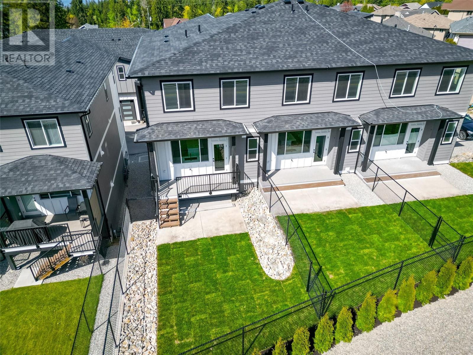 5 1180 Old Auto Road Southeast, Salmon Arm