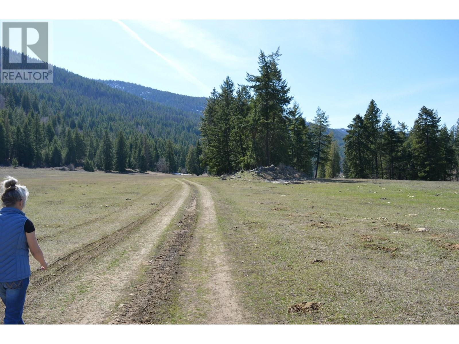 855 Ponderosa Drive, Christina Lake