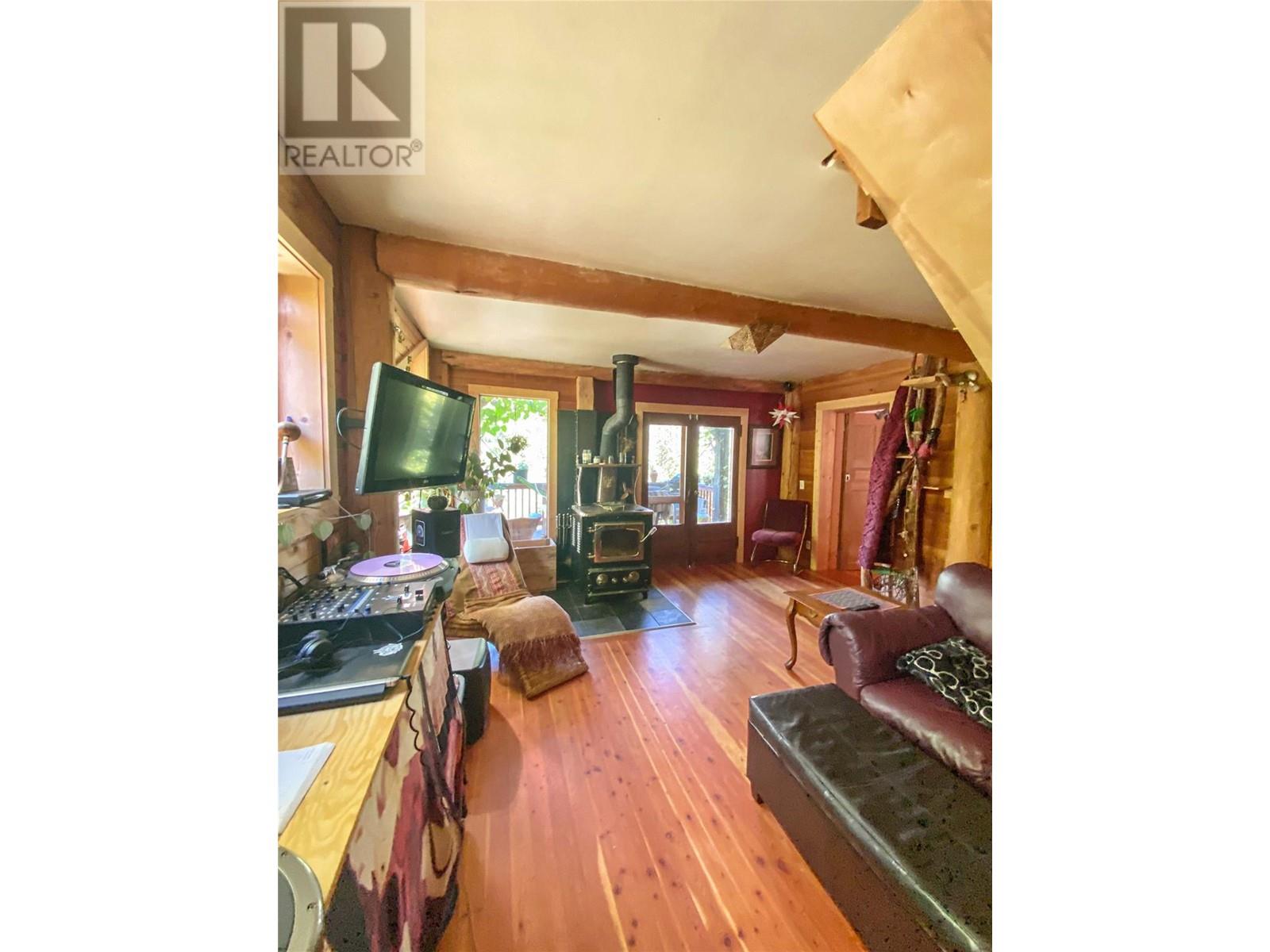 Photo 16 of 7152 Graham Road, Winlaw BC