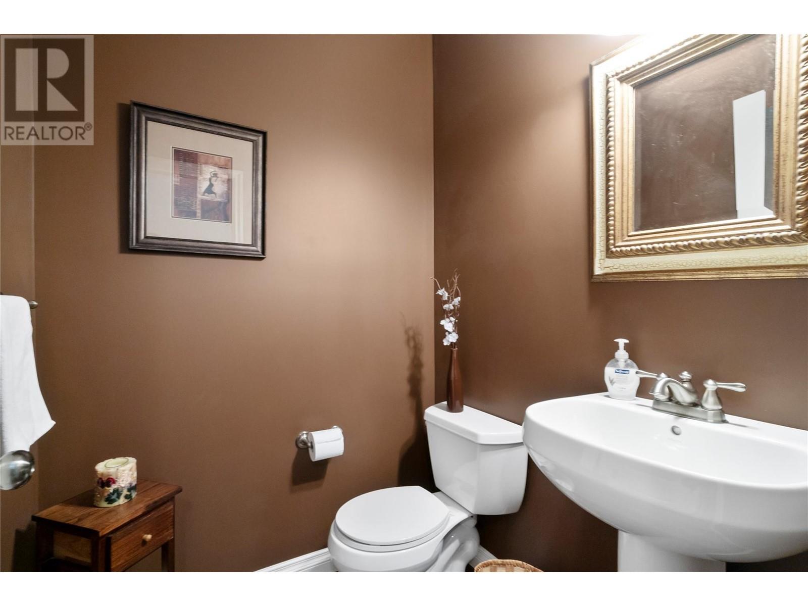2743 Golf Course Drive, Blind Bay