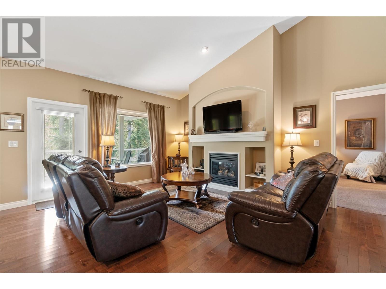 2743 Golf Course Drive, Blind Bay