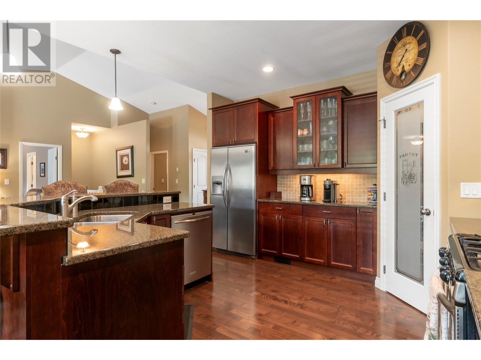 2743 Golf Course Drive, Blind Bay