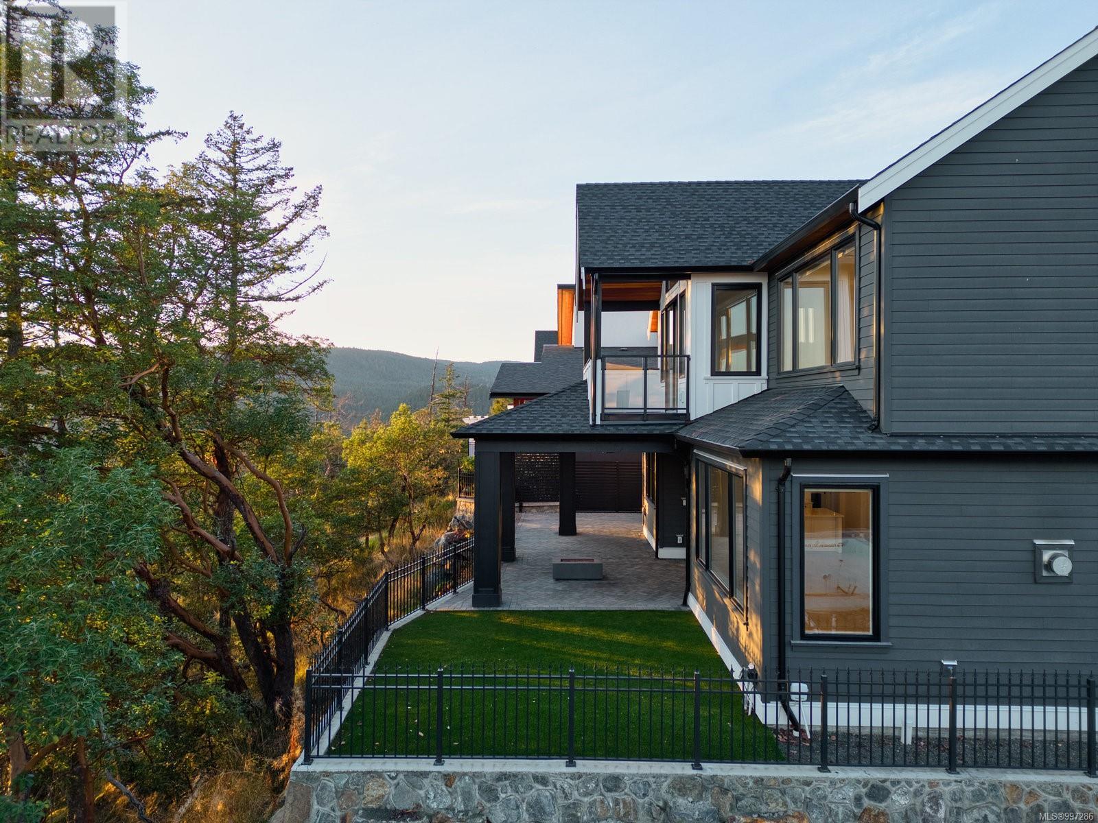  2045 Pinehurst Terrace, Langford