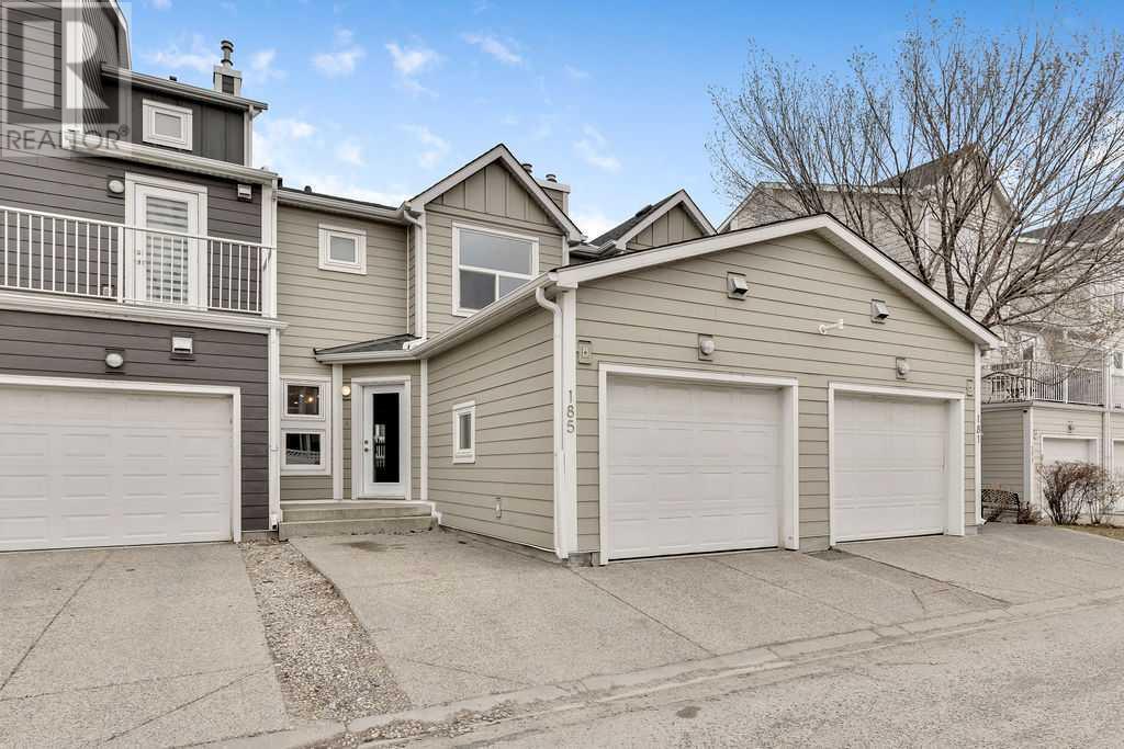 Single Family House for Sale in  Inglewood Point SE Inglewood Calgary 