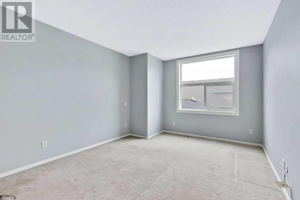 Single Family House for Sale in  Inglewood Point SE Inglewood Calgary 