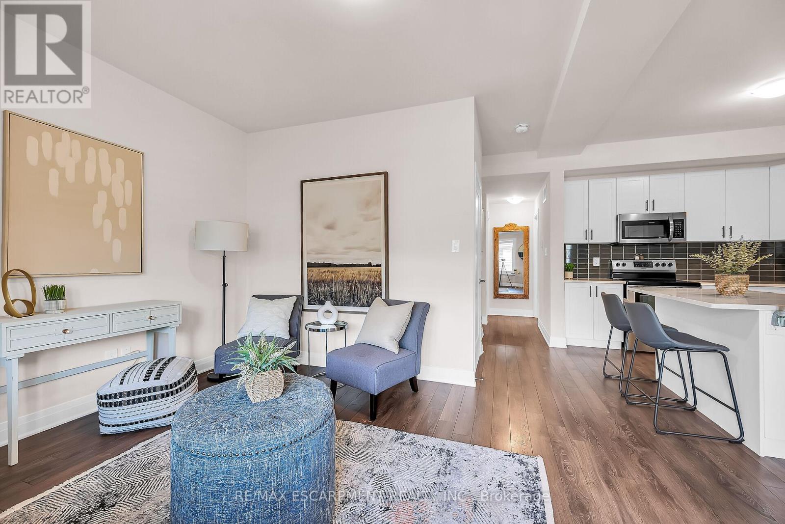 Photo 10 of 35 2 Willow Street, Brant ON