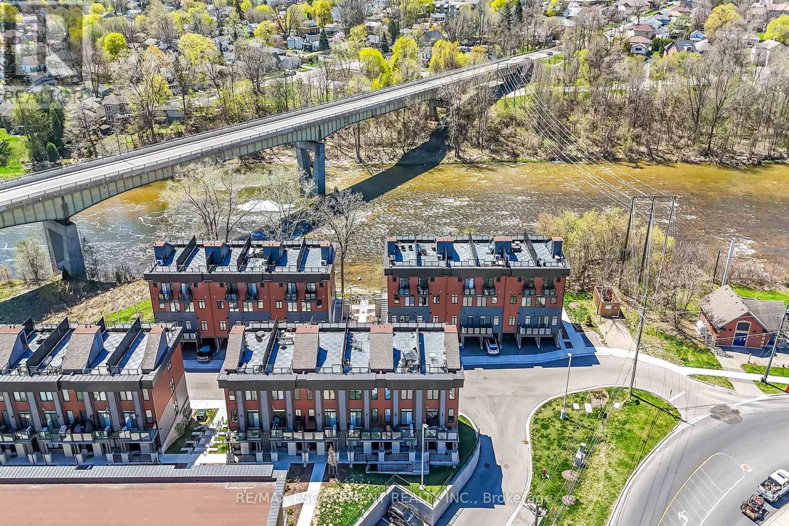 Photo 44 of 35 2 Willow Street, Brant ON