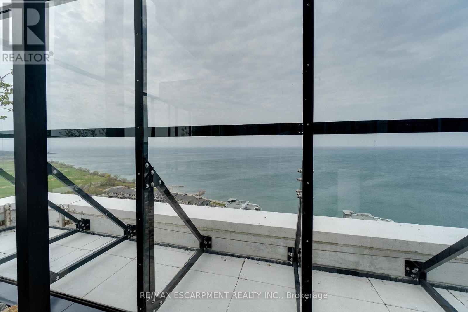 Photo 14 of 1902 385 Winston Road, Grimsby ON