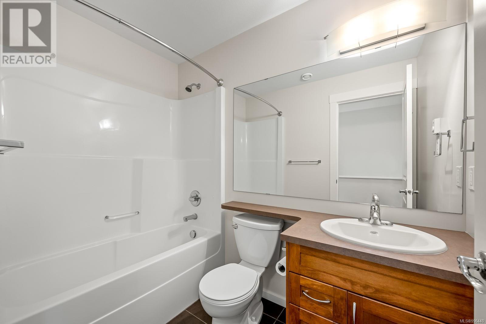 19 700 Lancaster Way, Comox