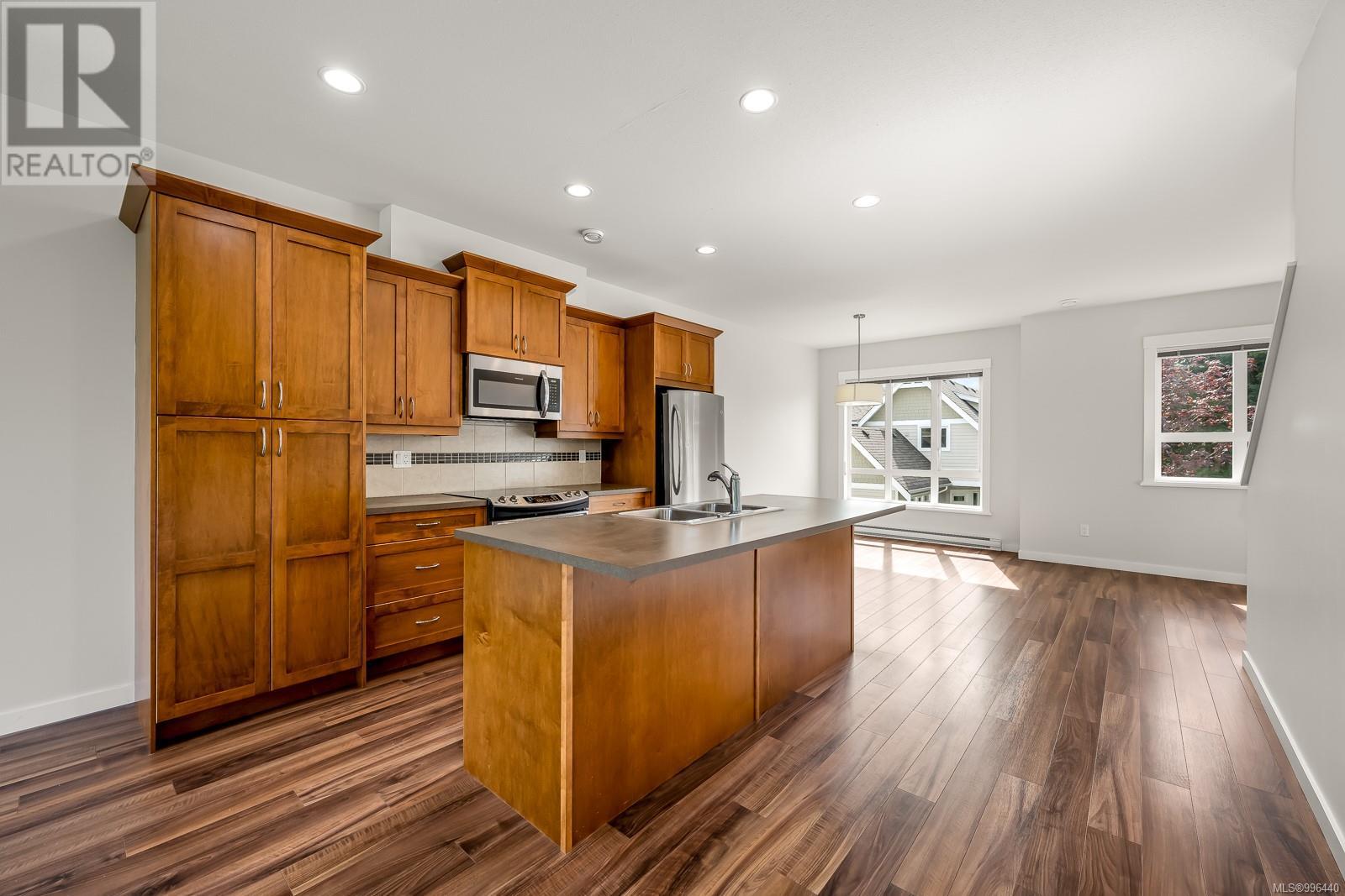 19 700 Lancaster Way, Comox