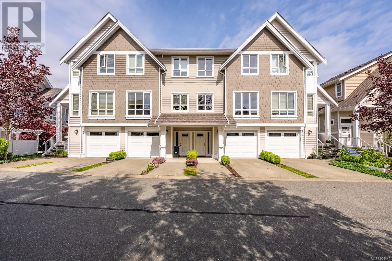 19 700 Lancaster Way, Comox