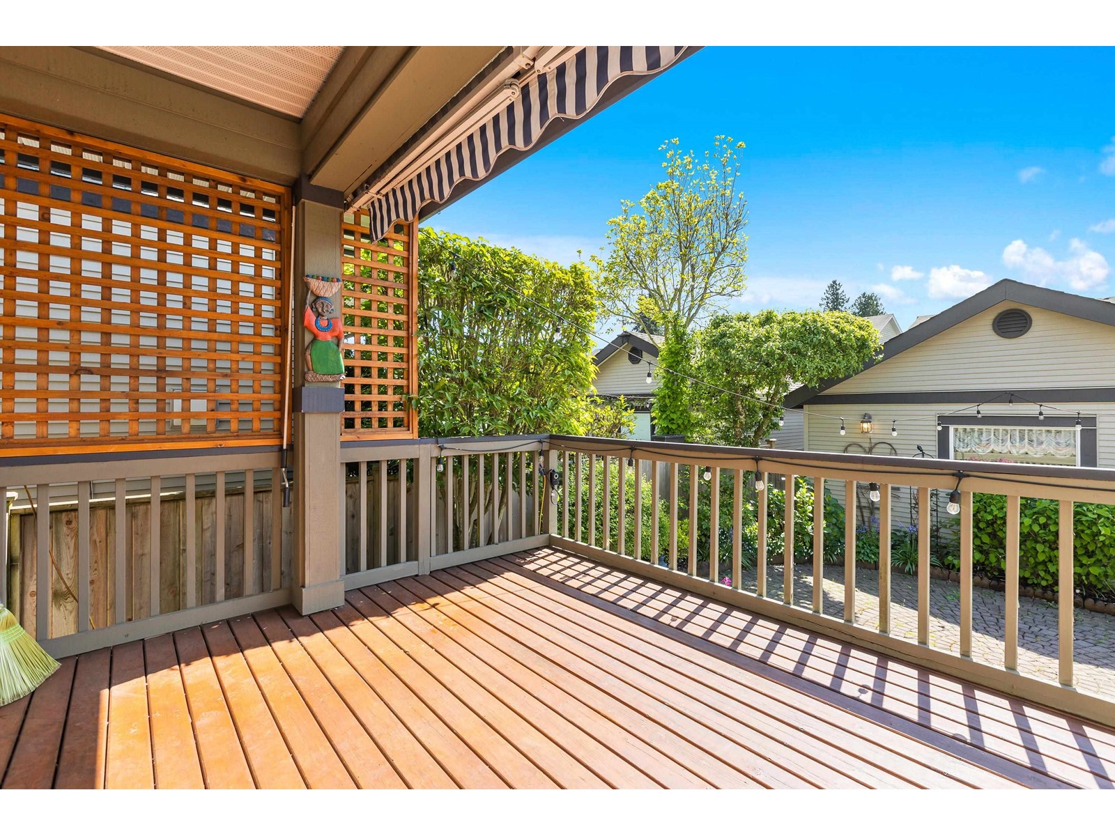 12942 16TH AVENUE, Surrey