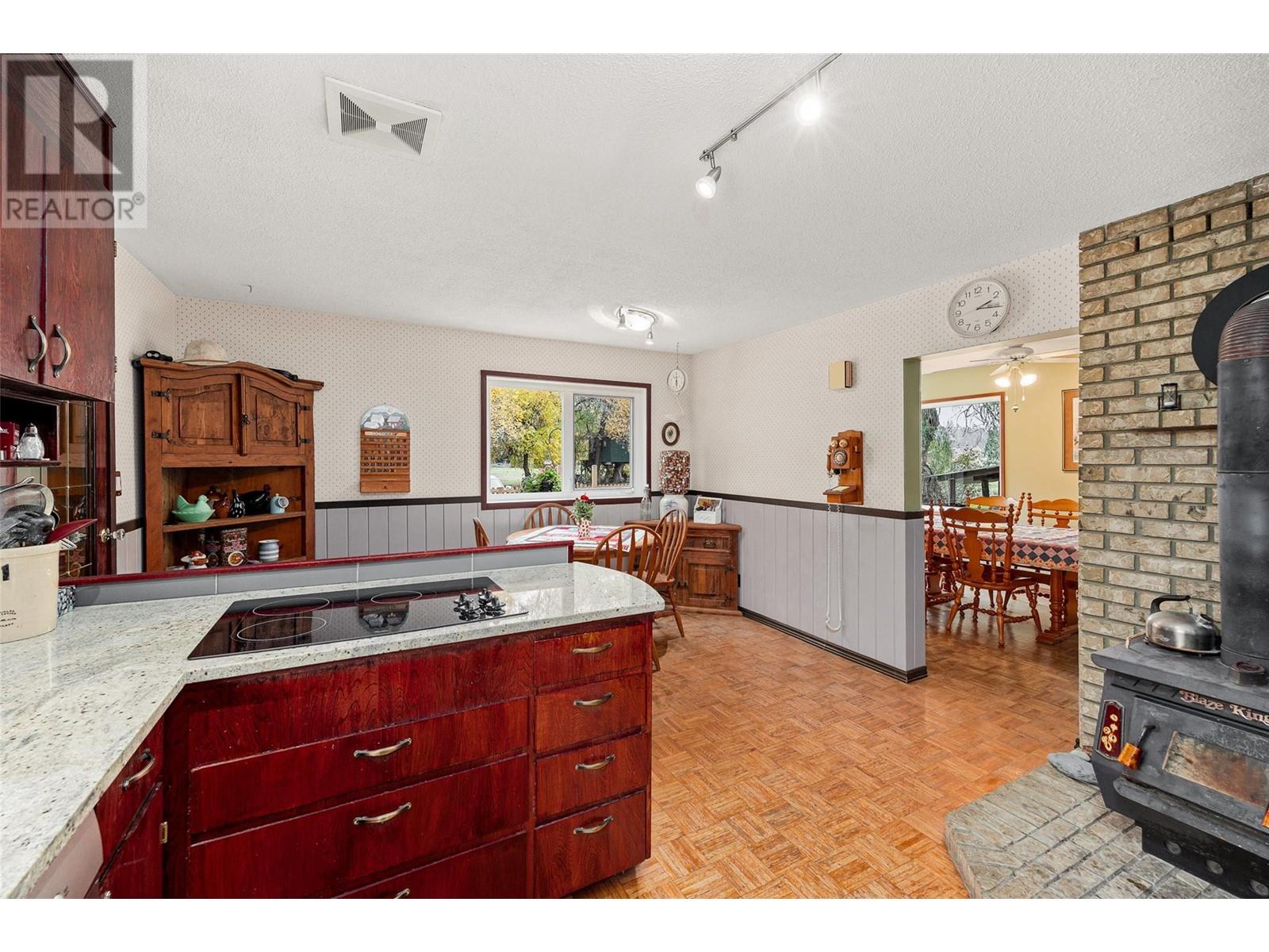 11024 Reiswig Road, Lake Country