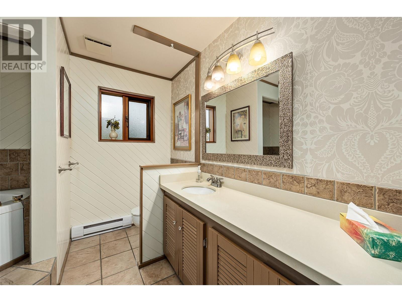 11024 Reiswig Road, Lake Country