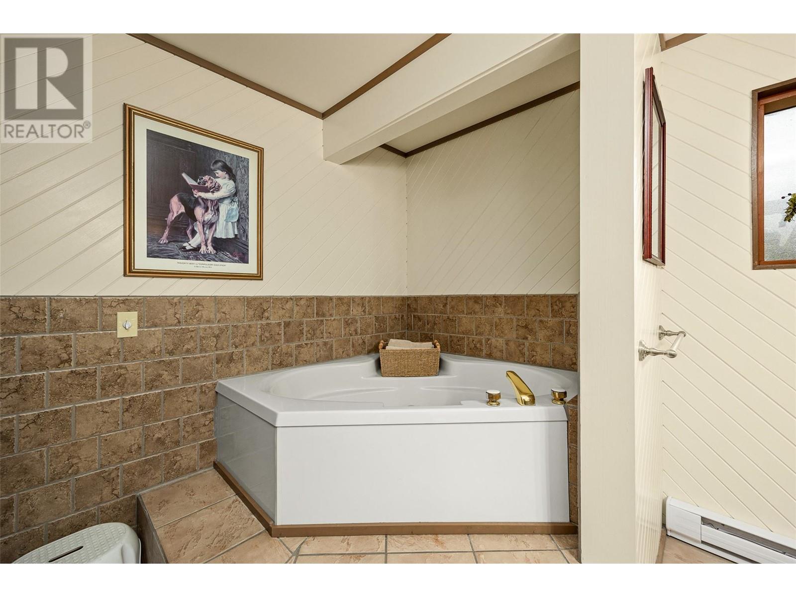 11024 Reiswig Road, Lake Country