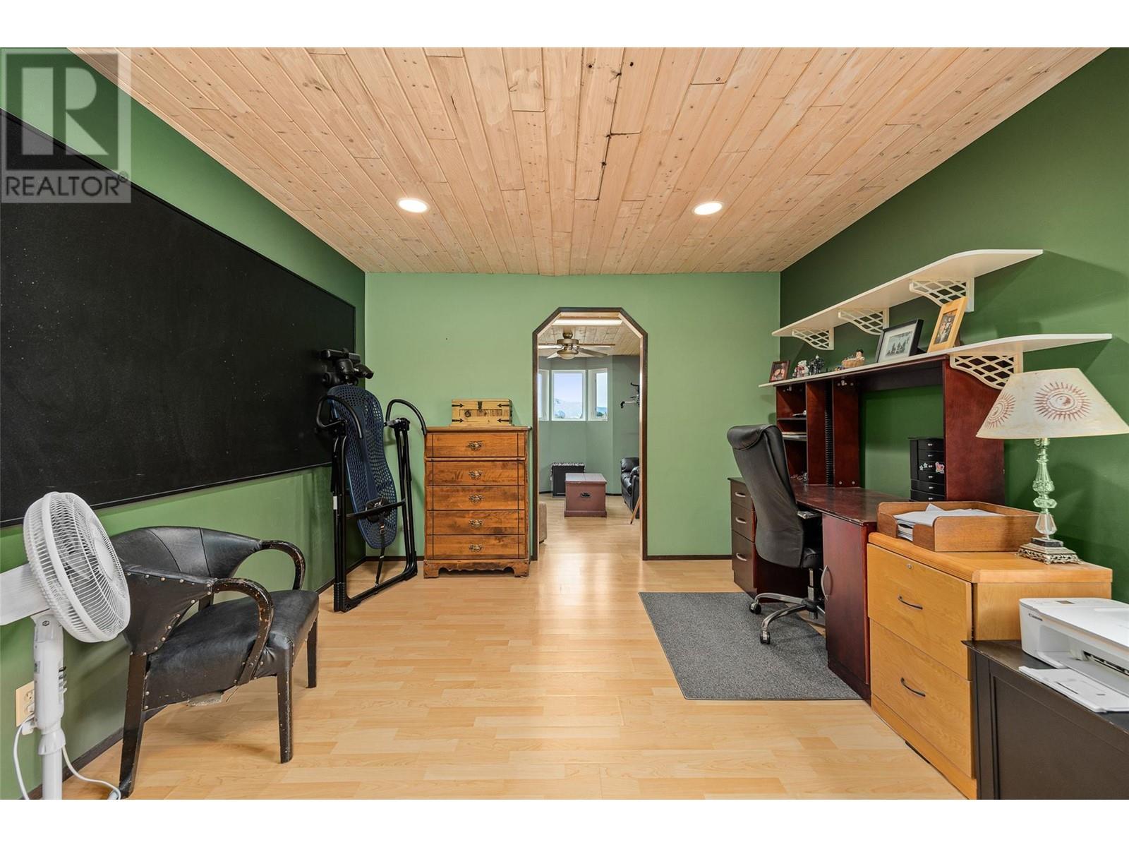11024 Reiswig Road, Lake Country
