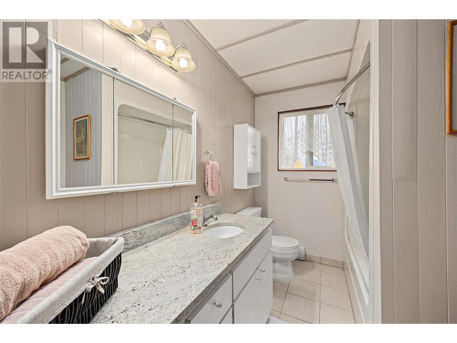 11024 Reiswig Road, Lake Country