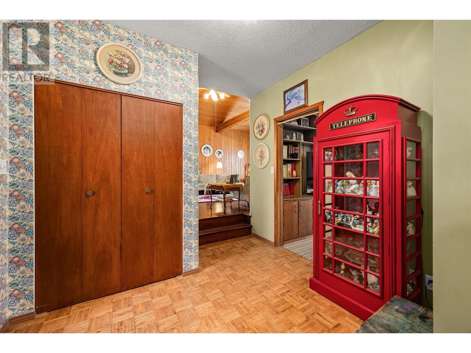 11024 Reiswig Road, Lake Country