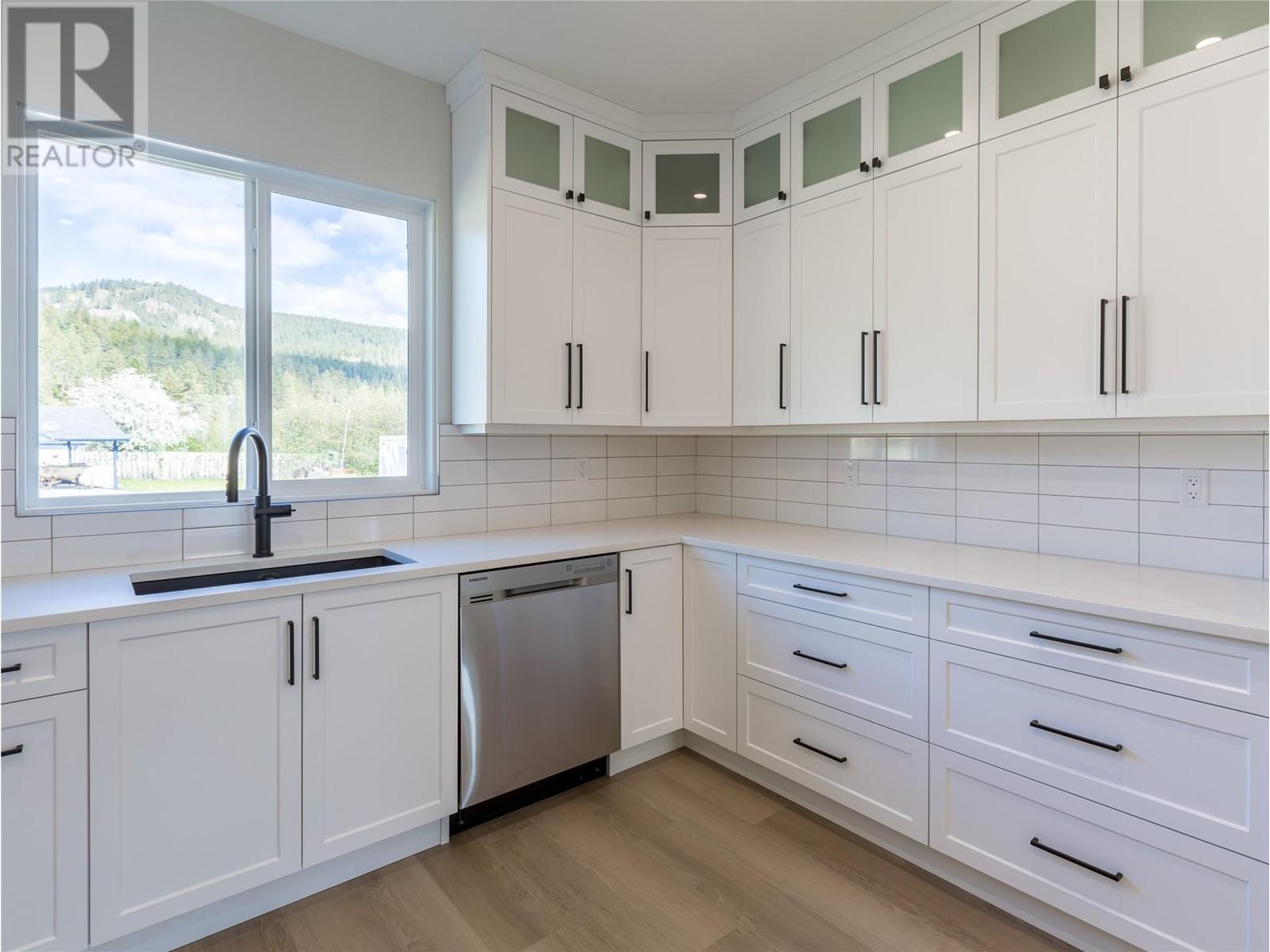 602 Nighthawk Avenue, Vernon