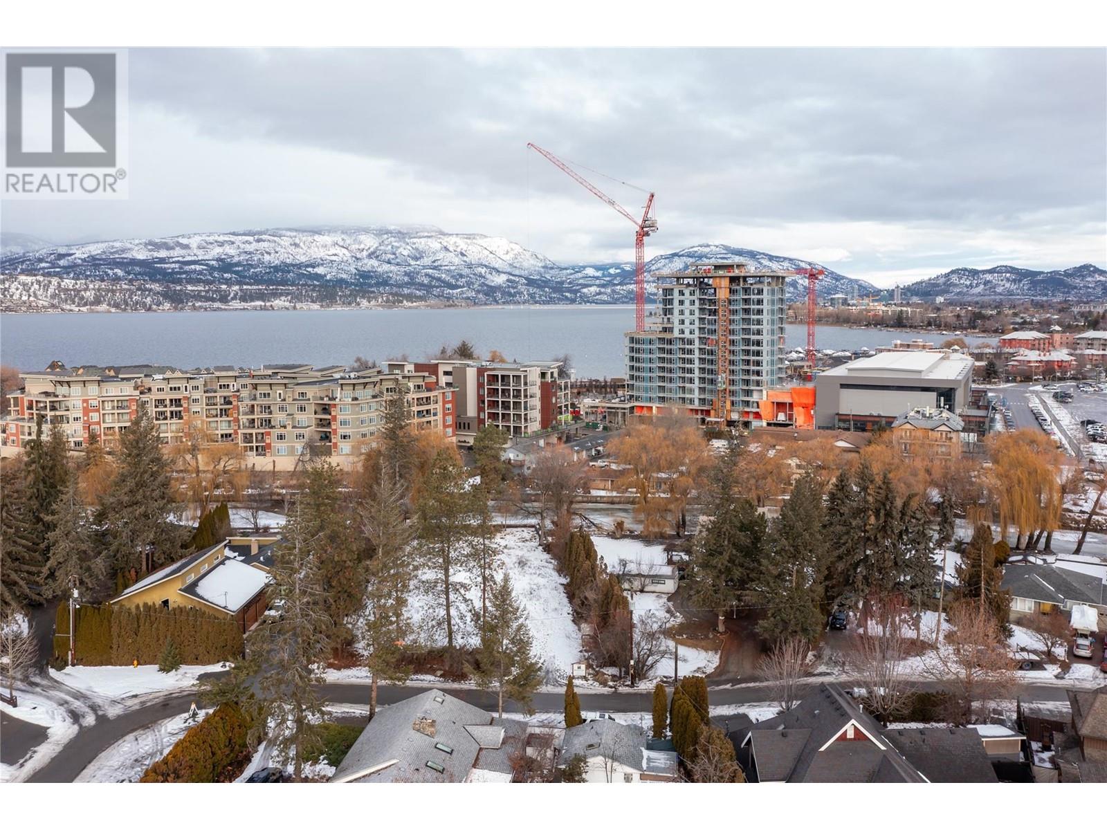 2 569 Radant Road, Kelowna