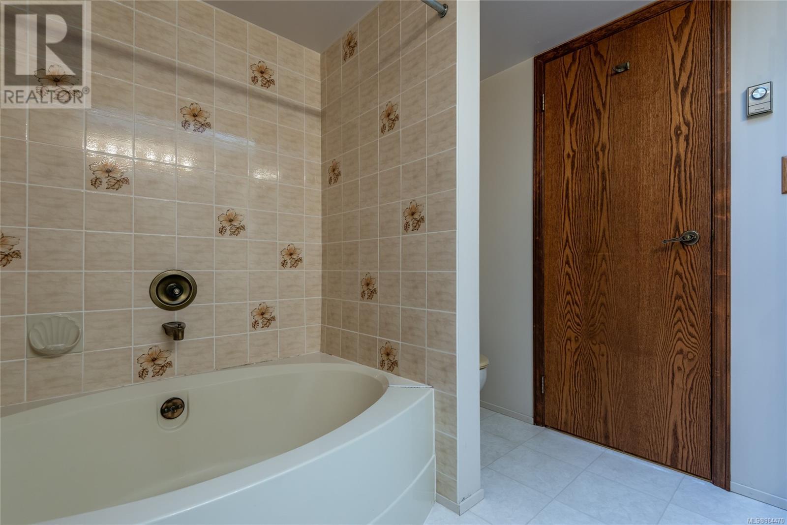 406 169 Island Hwy S, Campbell River real estate listing 984470