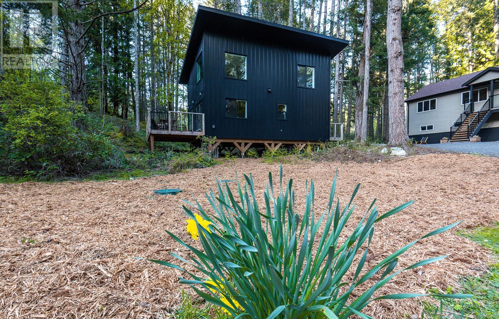  935 Arden Road, Metchosin