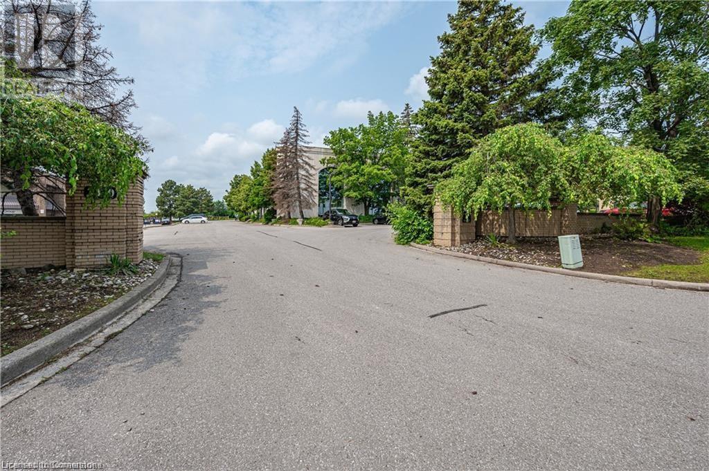 Photo 17 of 3430 South Service Road Unit 201, Burlington ON