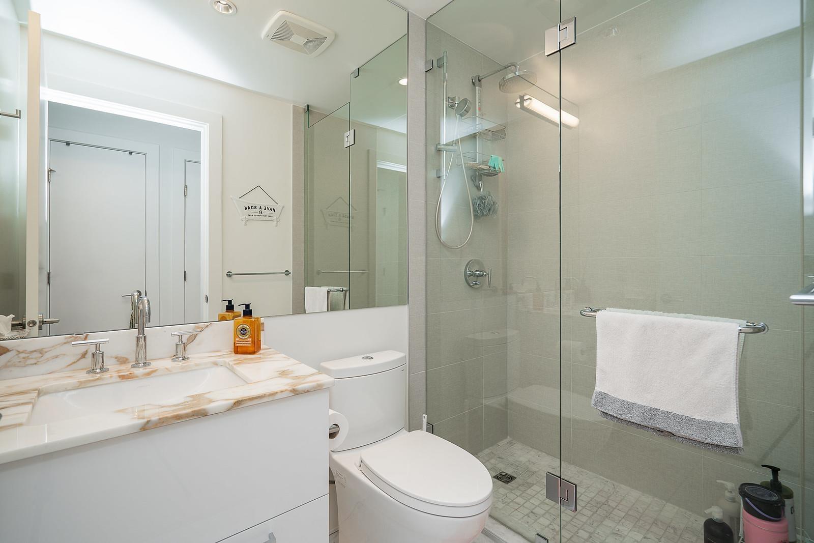 602 1501 FOSTER STREET, White Rock real estate listing R2977051
