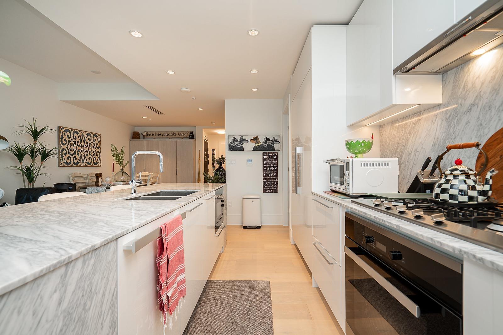602 1501 FOSTER STREET, White Rock real estate listing R2977051