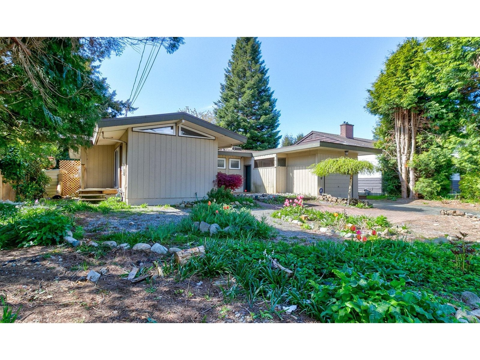 15530 THRIFT AVENUE, White Rock
