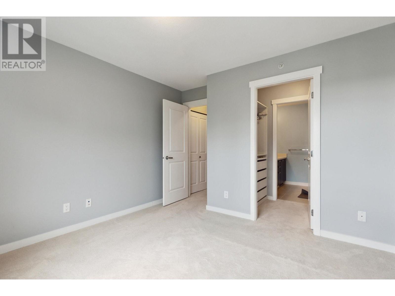 Photo 11 of 3170 Pierview Crescent, Vancouver BC