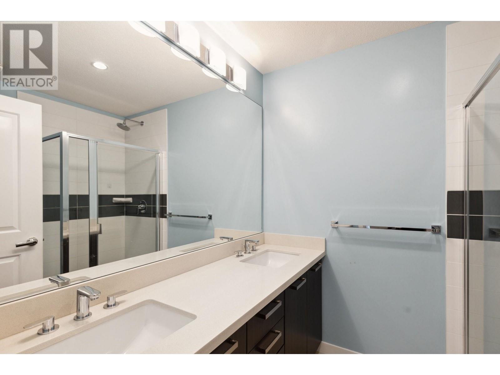 Photo 21 of 3170 Pierview Crescent, Vancouver BC