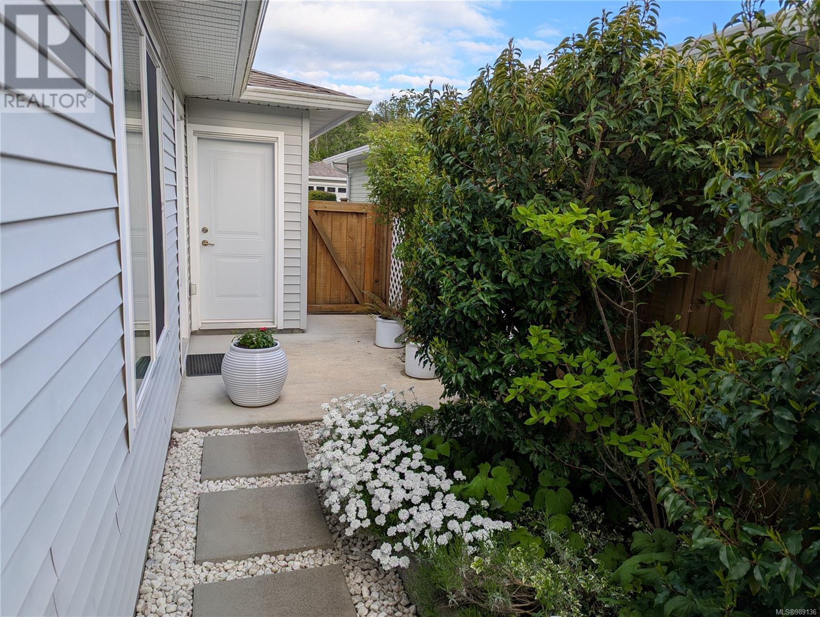 51 7586 Tetayut Road, Central Saanich