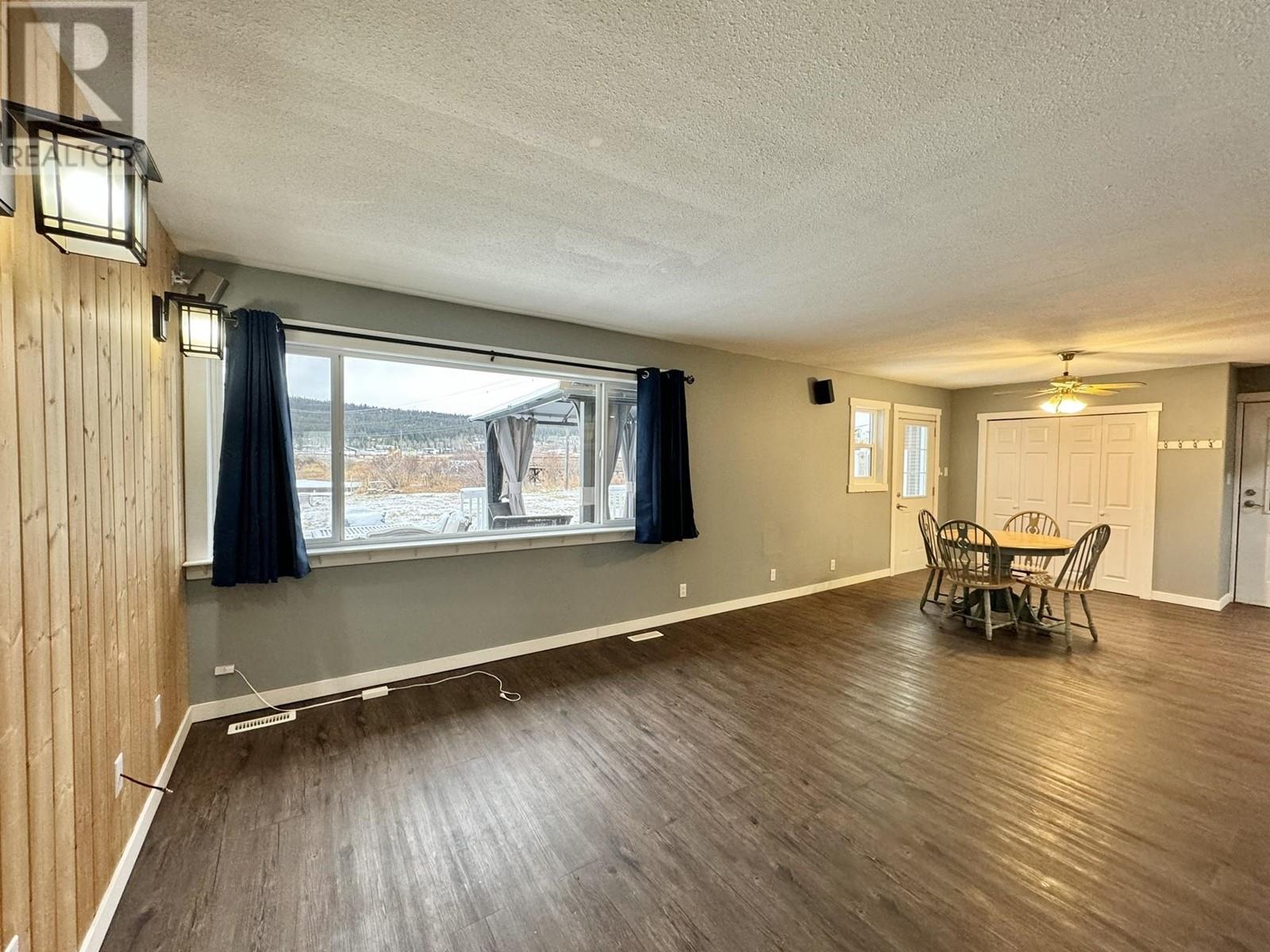 6007 WALNUT ROAD, Horse Lake