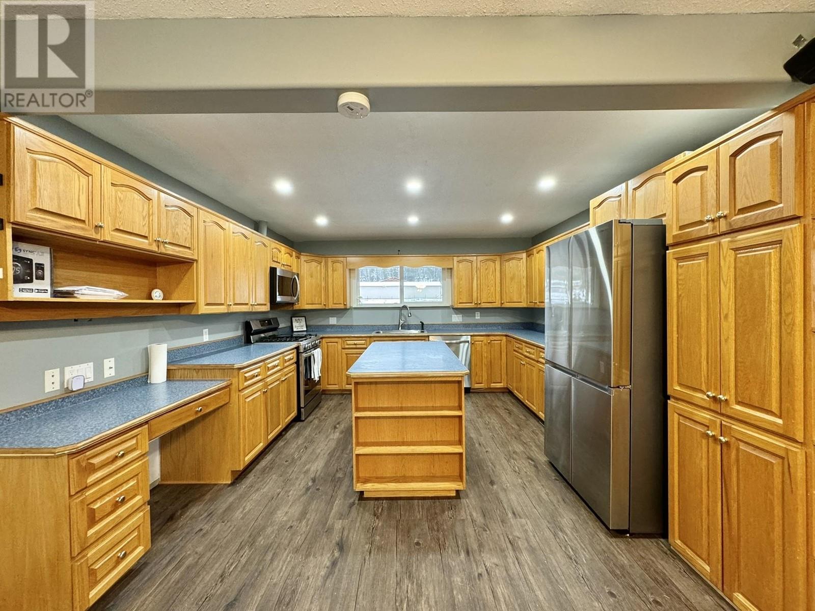 6007 WALNUT ROAD, Horse Lake