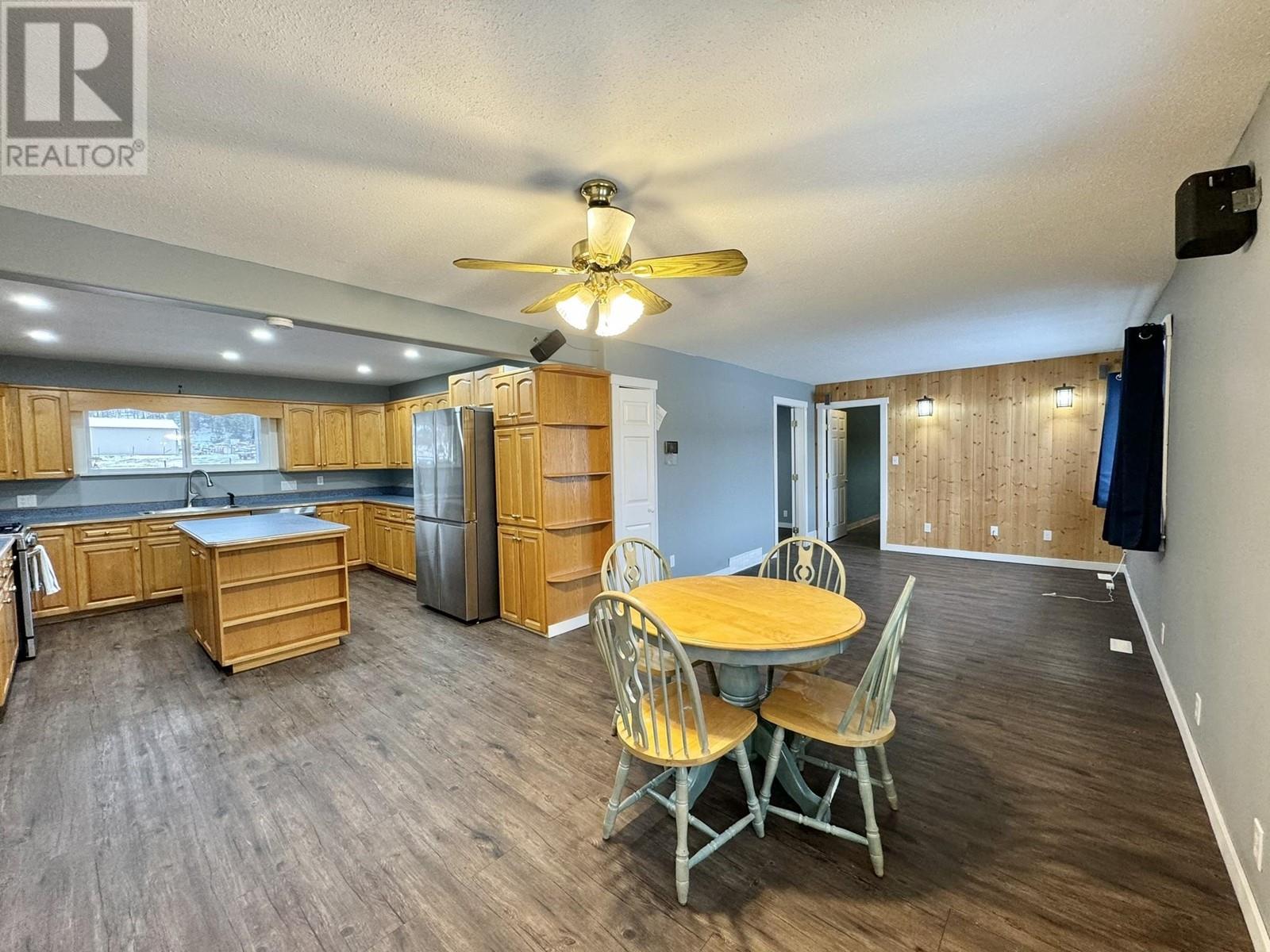 6007 WALNUT ROAD, Horse Lake