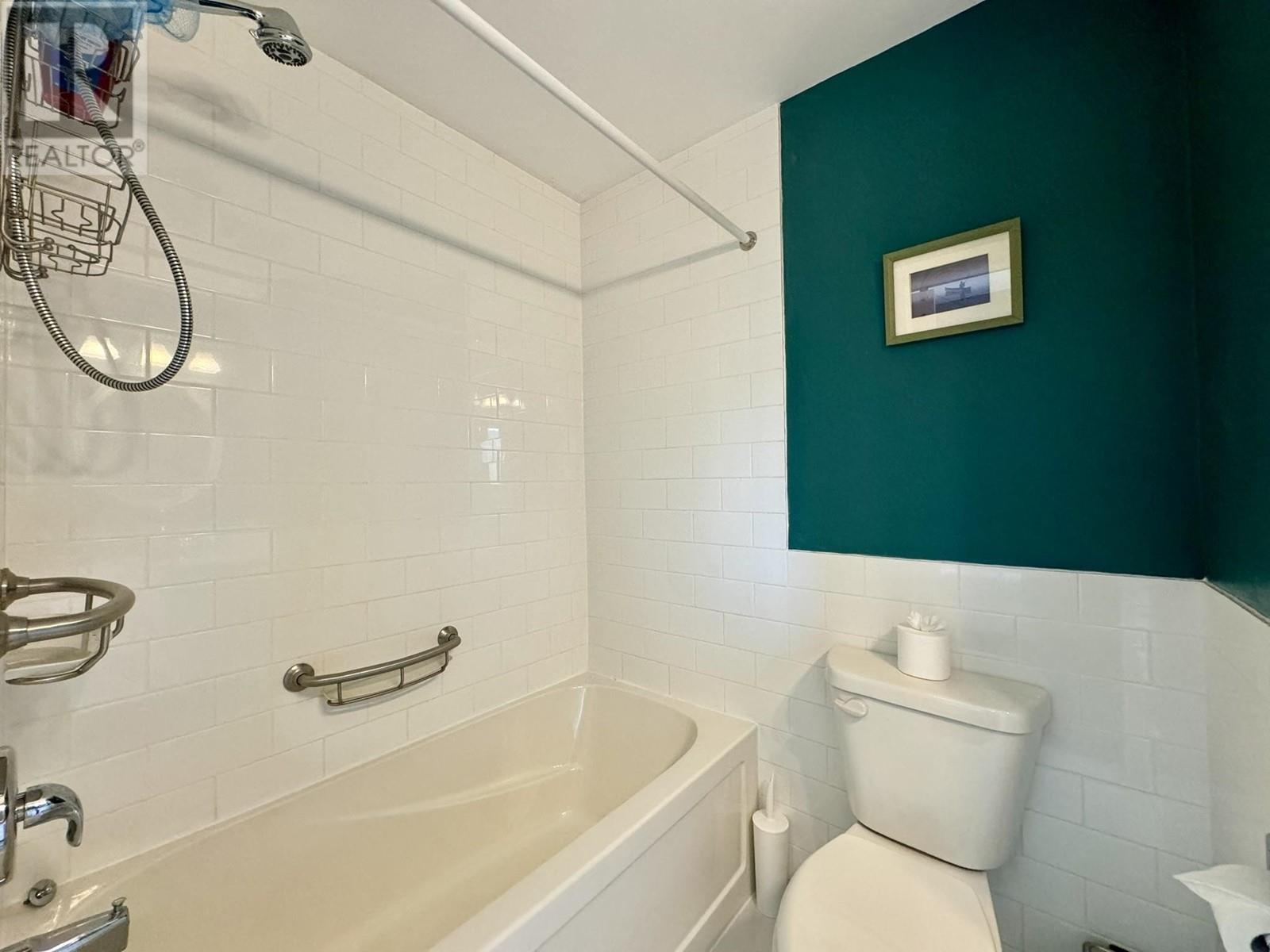 6007 WALNUT ROAD, Horse Lake