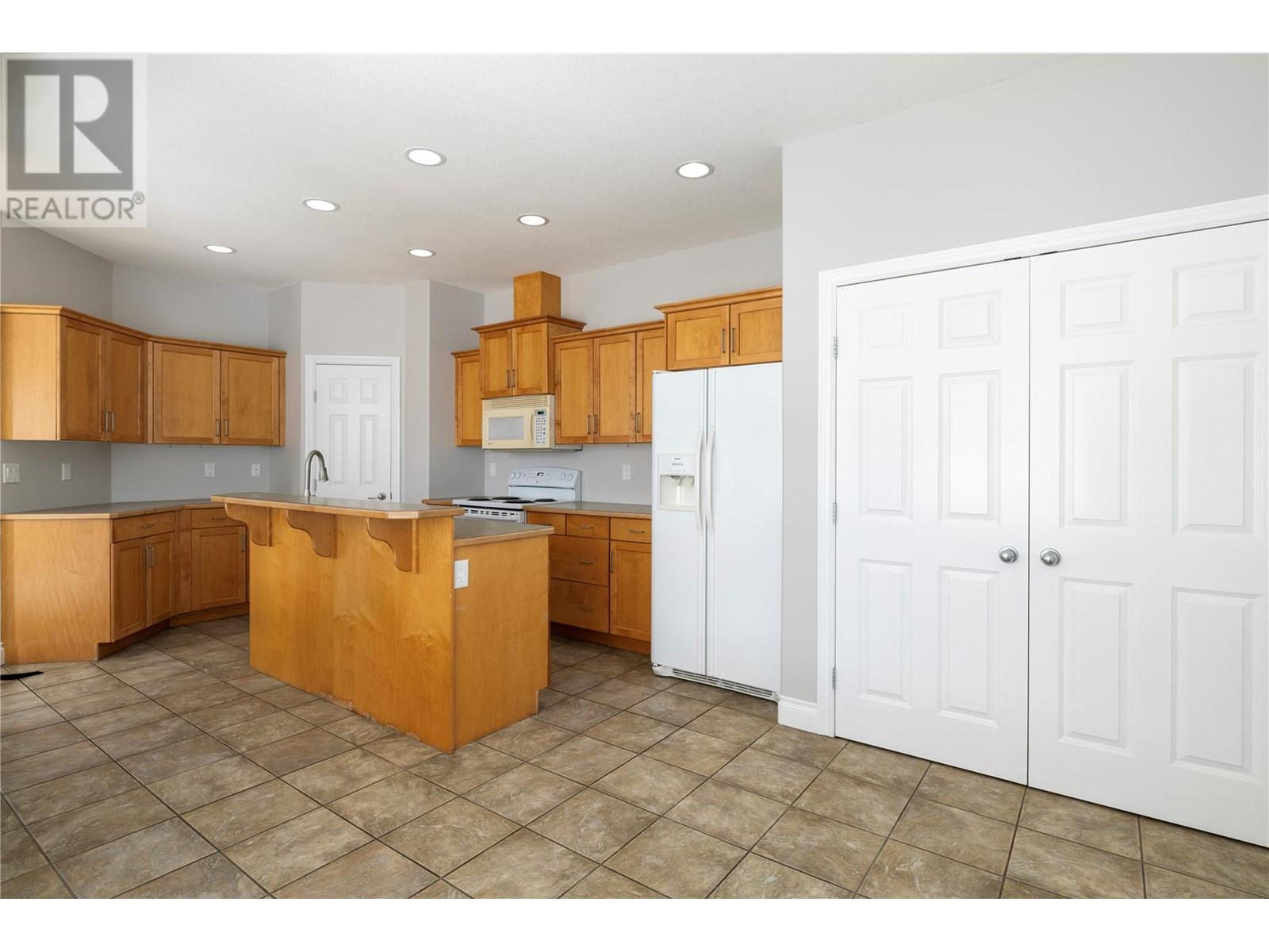 6957 Manning Place Unit# 1, Vernon