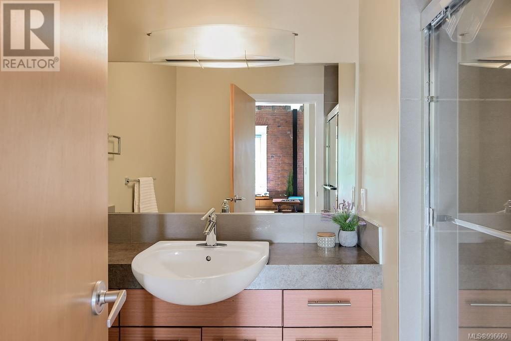 306 610 Johnson Street, Victoria