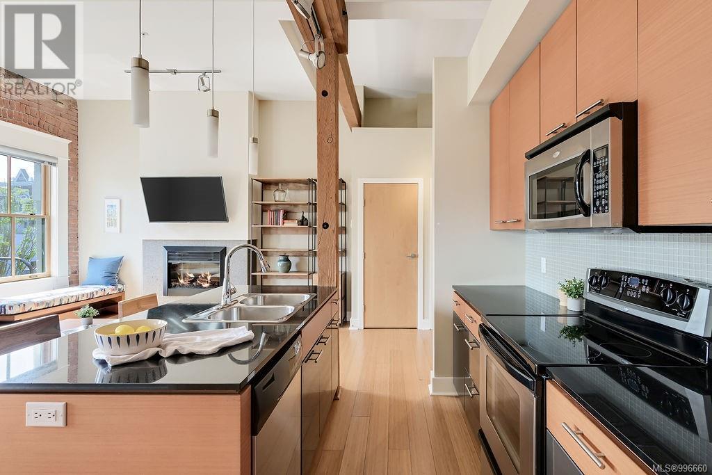306 610 Johnson St, Victoria