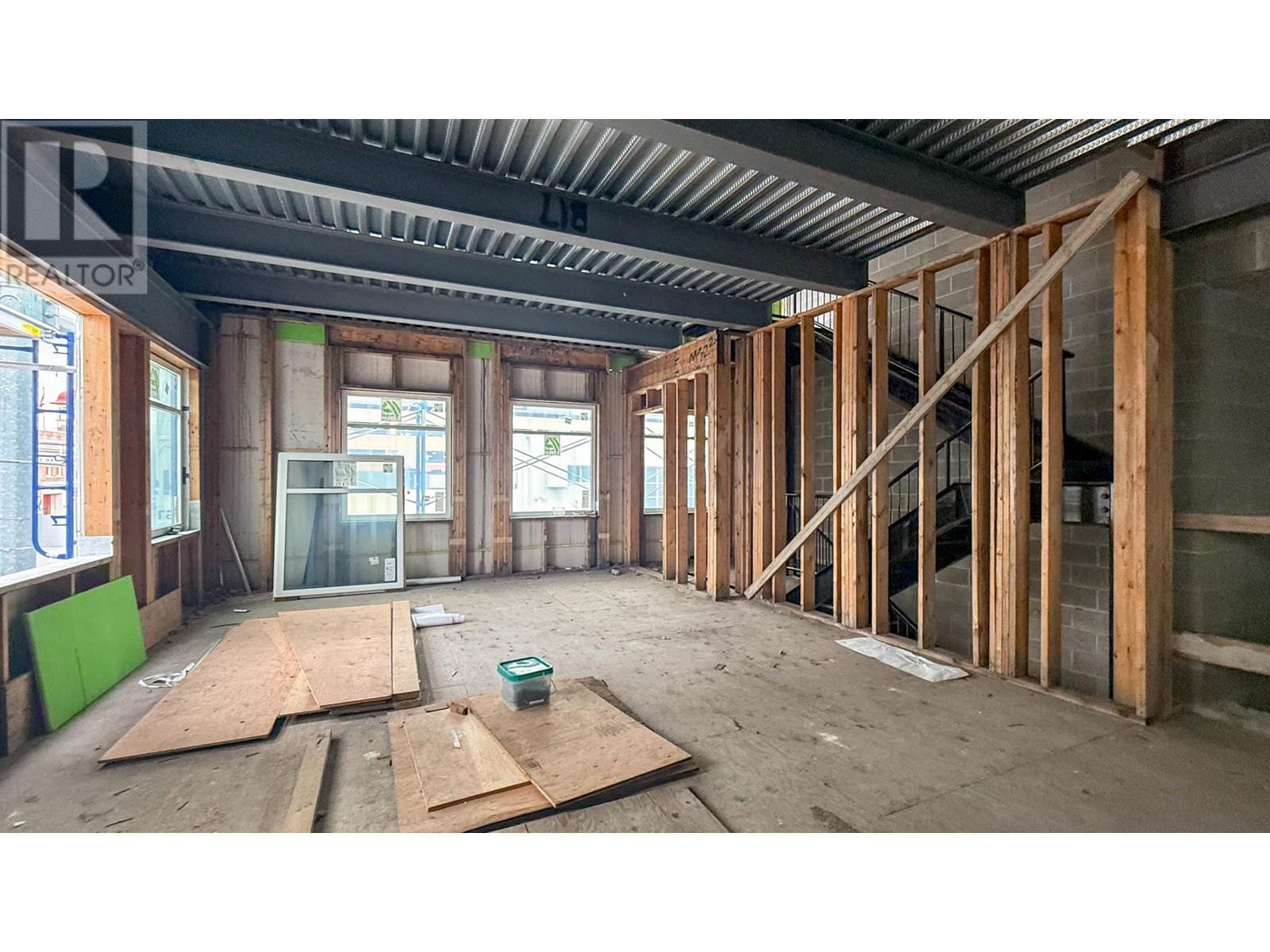 1659 Water Street, Kelowna