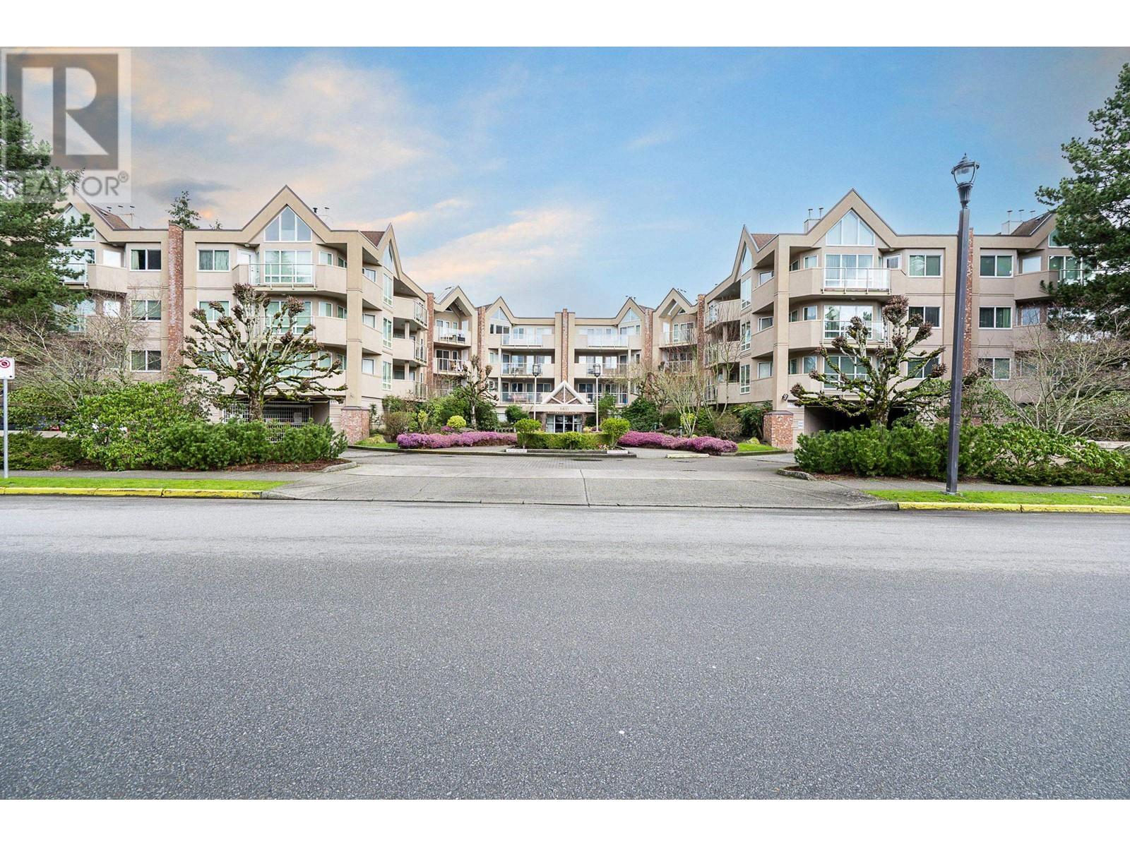 #350-8611 ACKROYD Road, Richmond