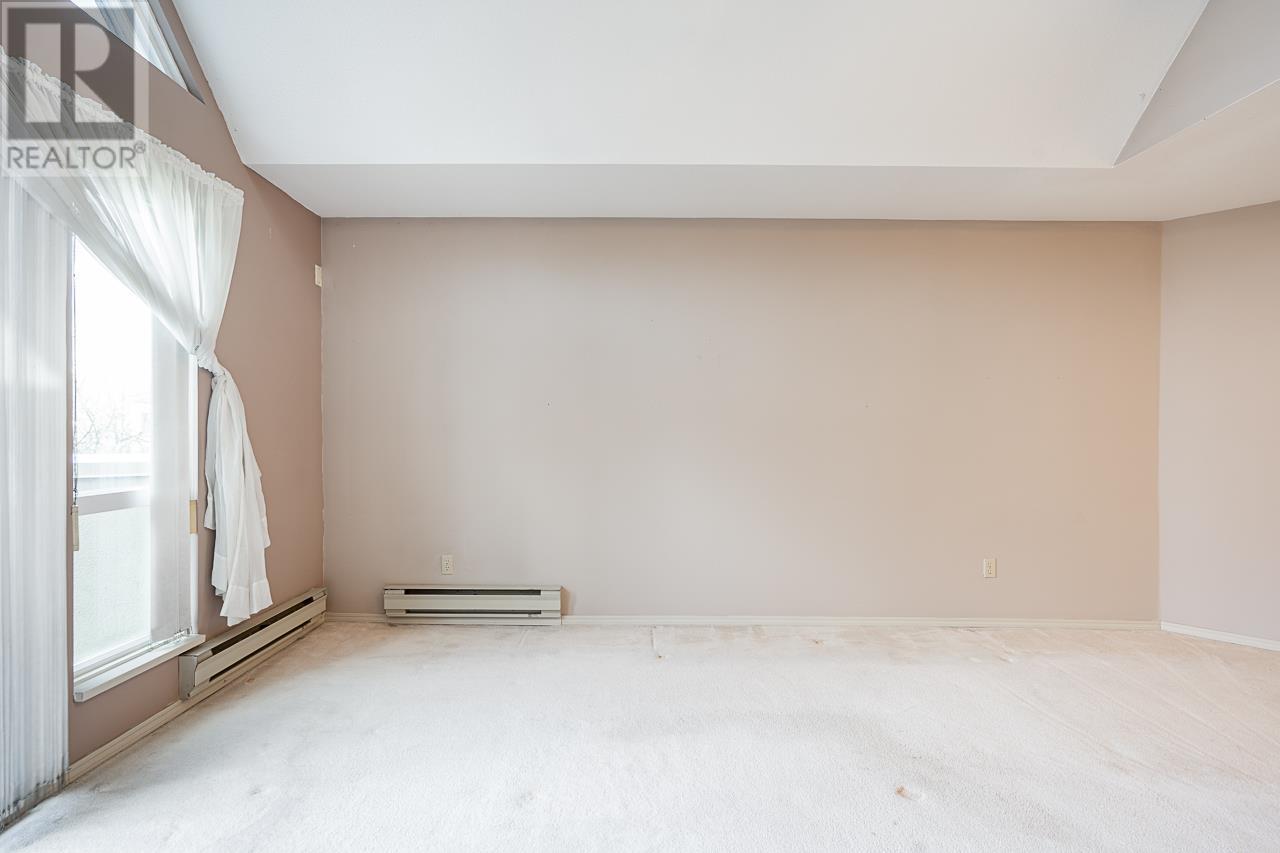 #350-8611 ACKROYD Road, Richmond