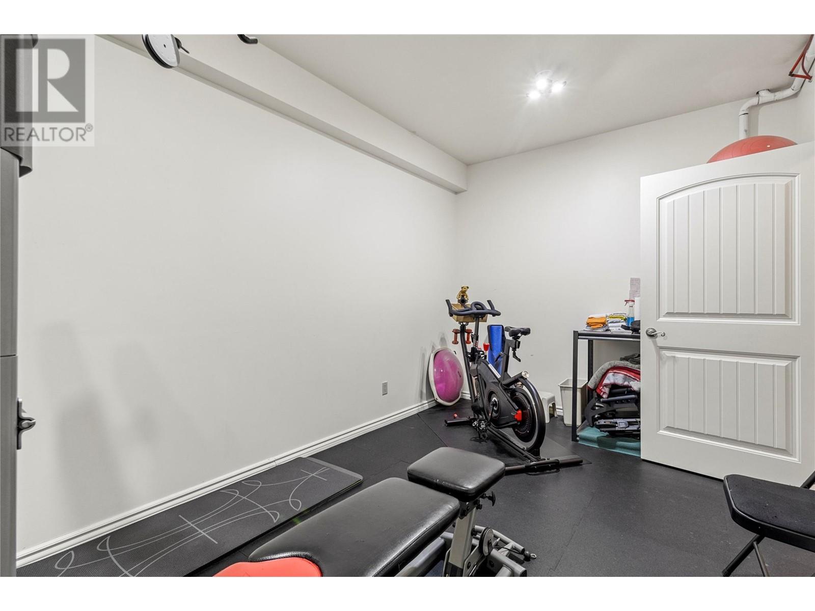  2726 Golf Course Drive, Blind Bay